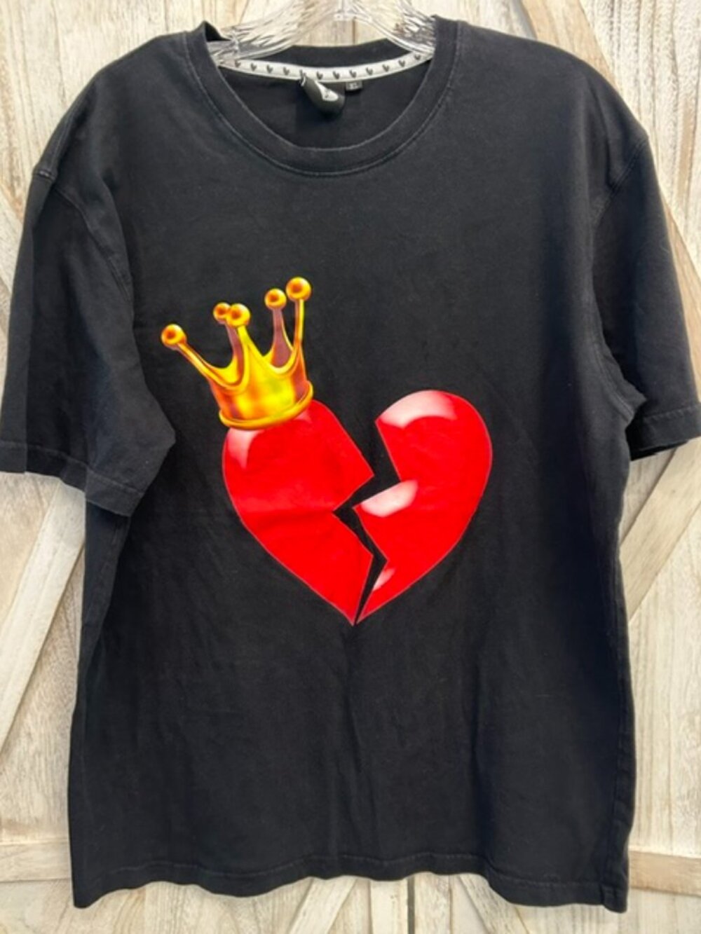 Royal Heartbreak Graphic Tee : Wear Your Resilience